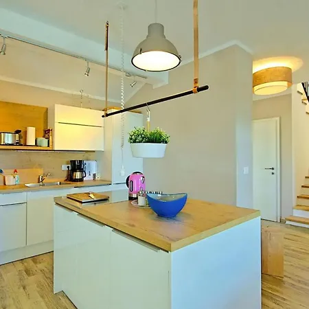 Emily Holiday home
